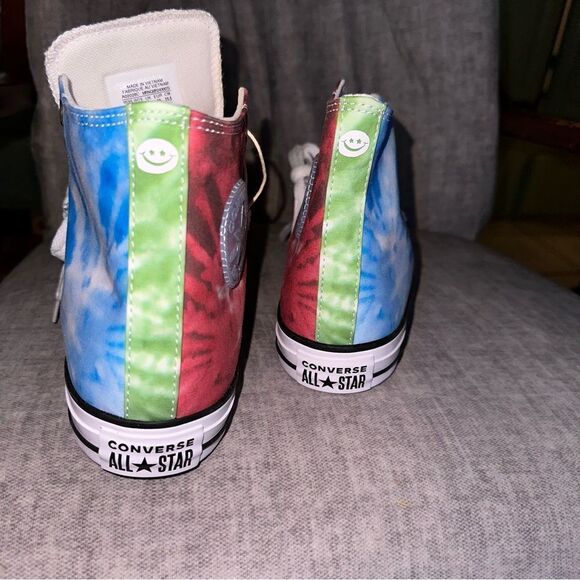 💙🩵Nwot converse Chuck Taylor All Star Hi Sneaker – Tie Dye Color- - Picture 10 of 12